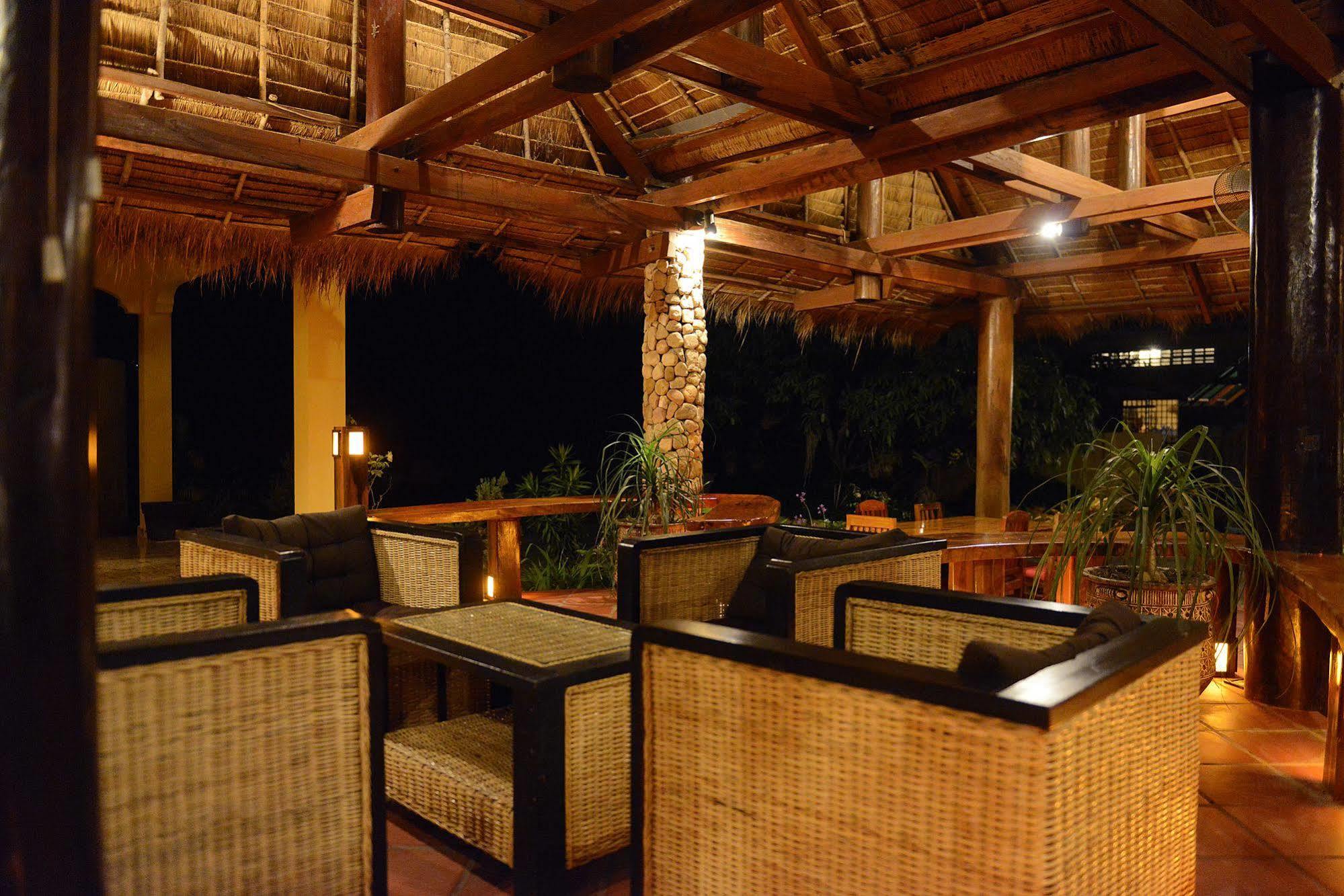 Hotel Mea Culpa Kampot Exterior foto
